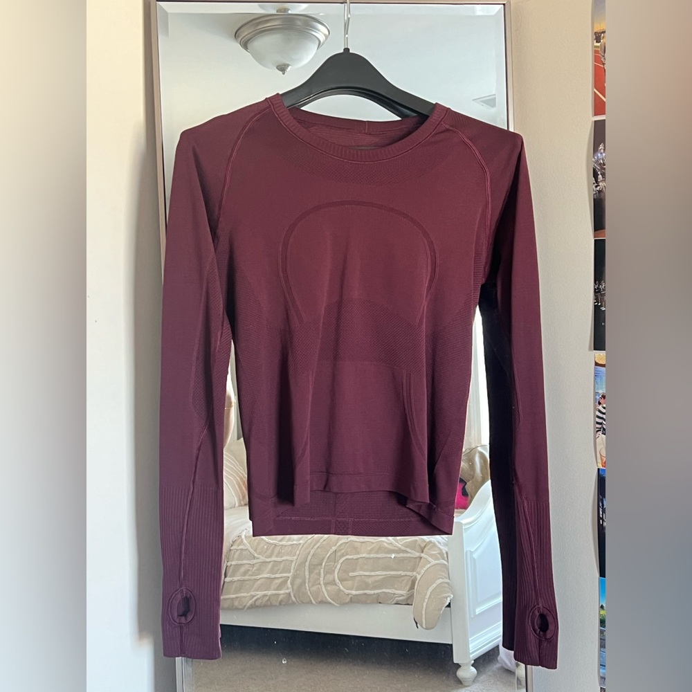 Lululemon swiftly long sleeve race length size 6